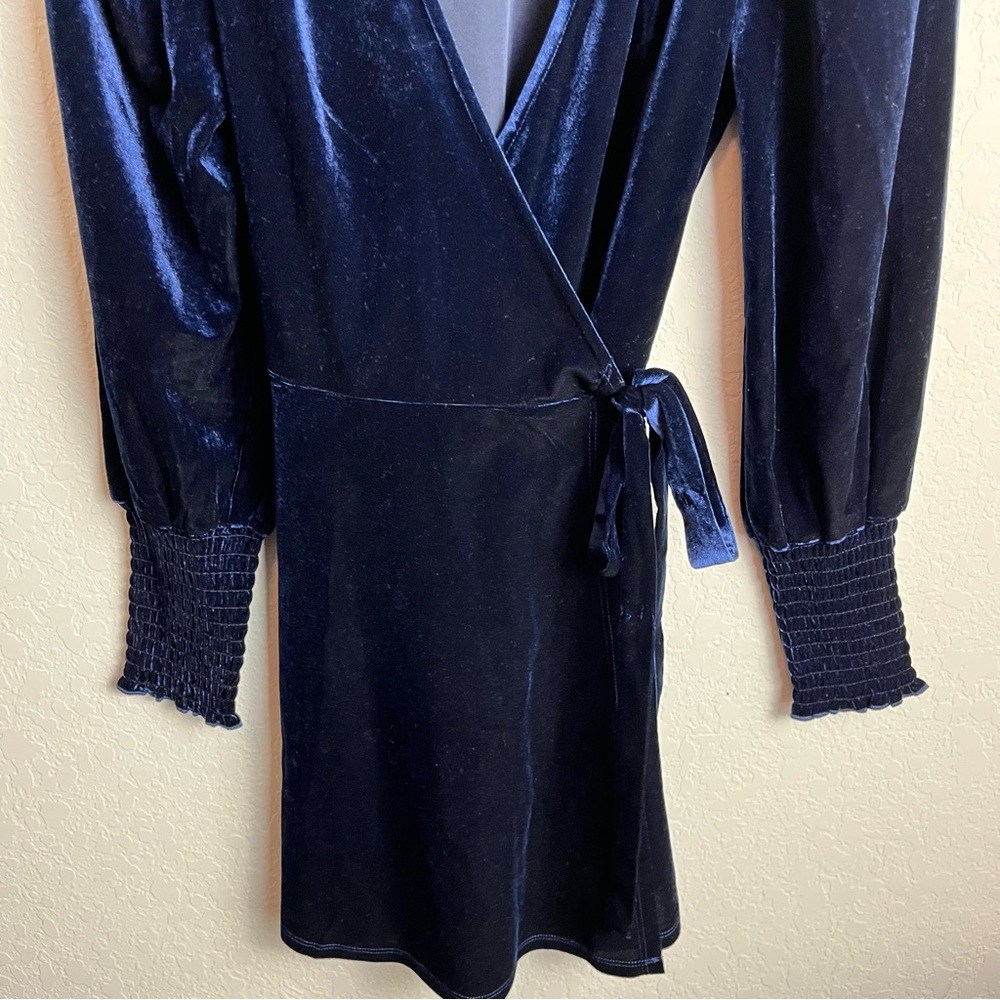 Francesca's Blue Rain Velvet Navy Erin Wrap Dress S Smocked Cuffs Mini NWT - Picture 7 of 12